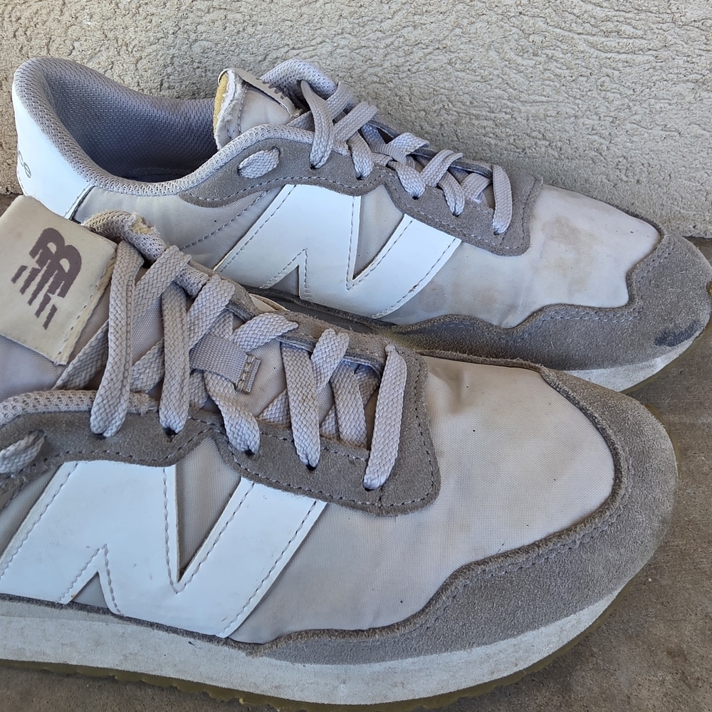 NEW BALANCE 237 V1 (MS237GE)      Sz 9.5B Woman Sneakers - Picture 5 of 11